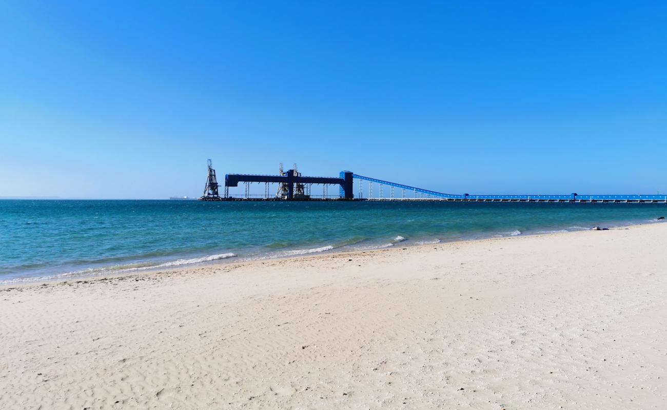 Kwinana Beach'in fotoğrafı açık bej kum yüzey ile