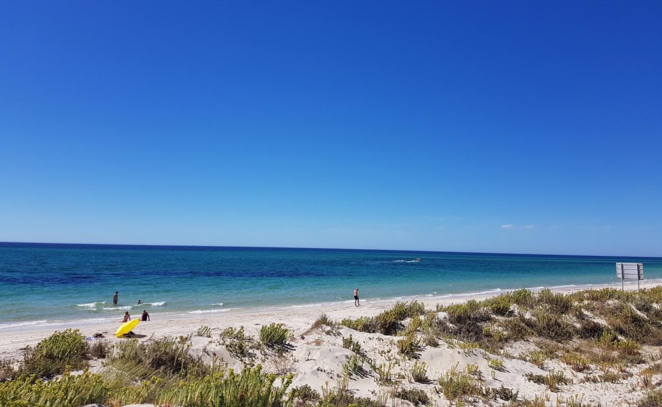 Wonnerup Beach'in fotoğrafı parlak kum yüzey ile