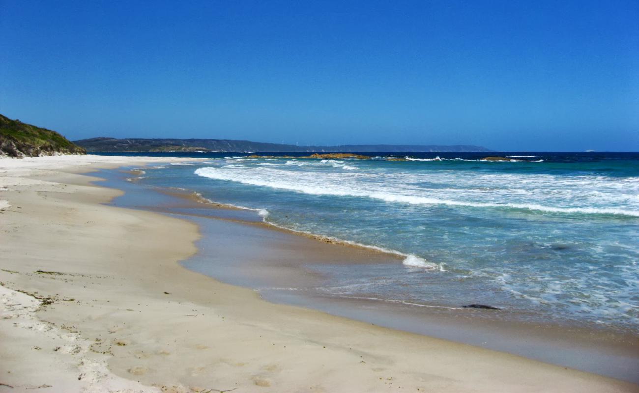 Perkins Beach'in fotoğrafı parlak kum yüzey ile