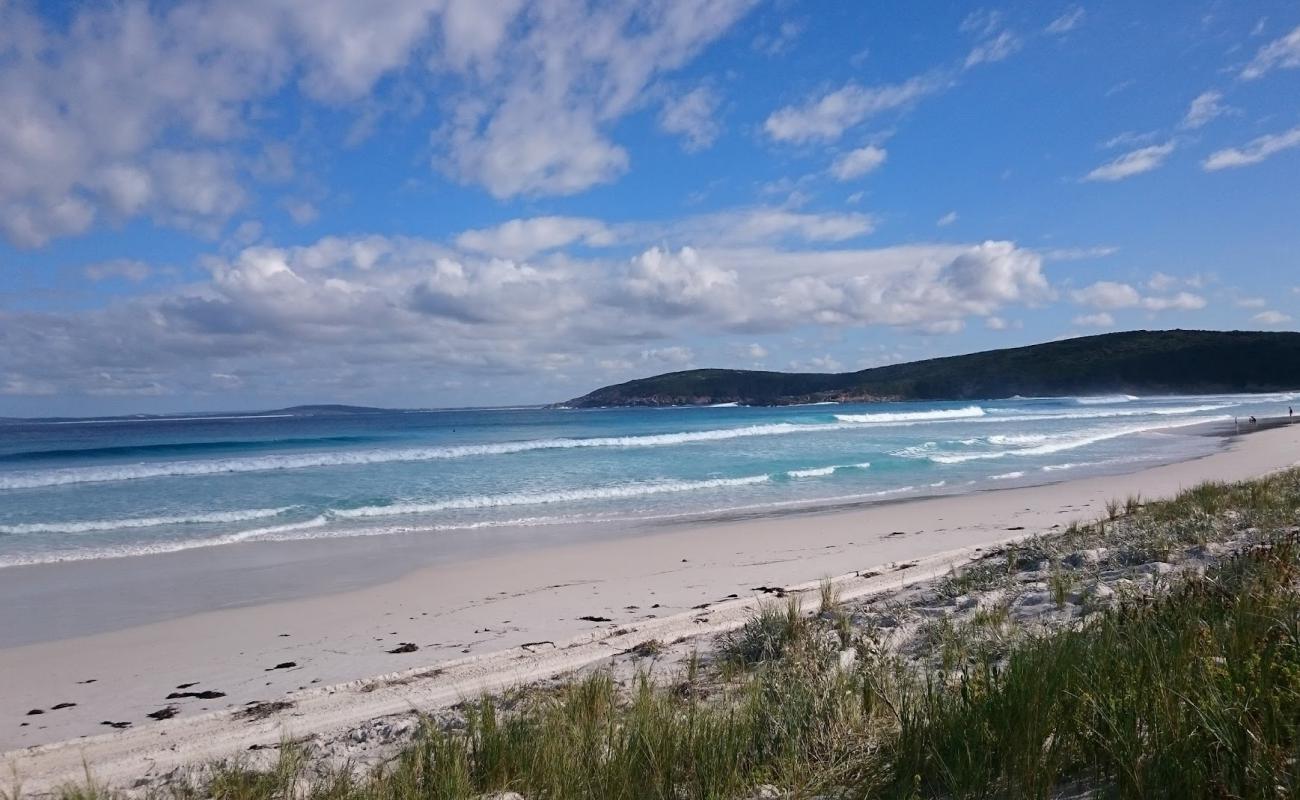 Peppermint Beach'in fotoğrafı parlak kum yüzey ile