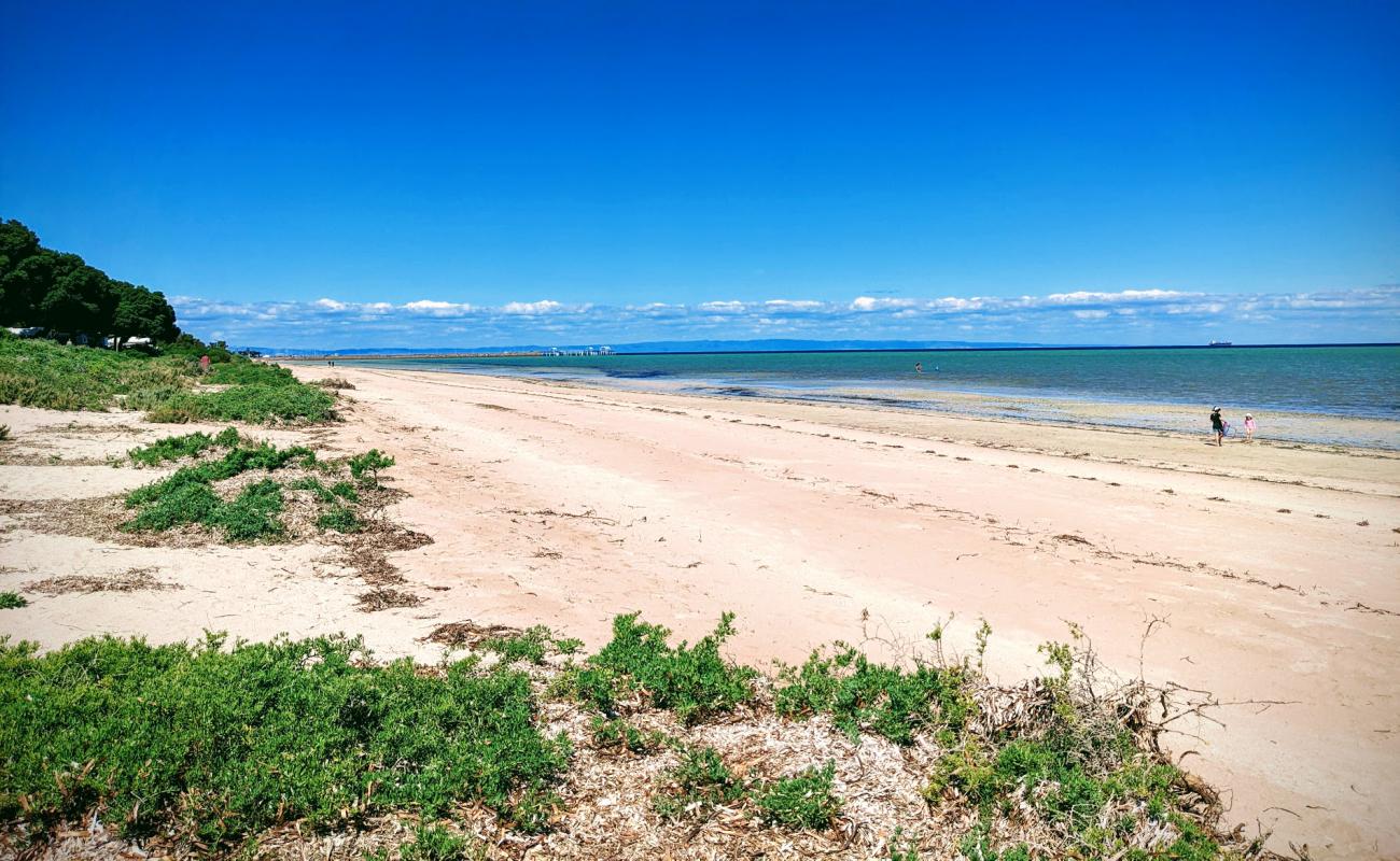 Whyalla Beach'in fotoğrafı parlak kum yüzey ile