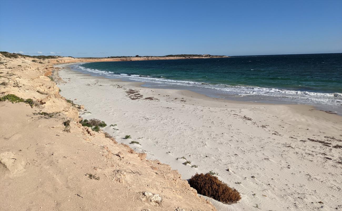 The Gap Beach'in fotoğrafı parlak kum yüzey ile