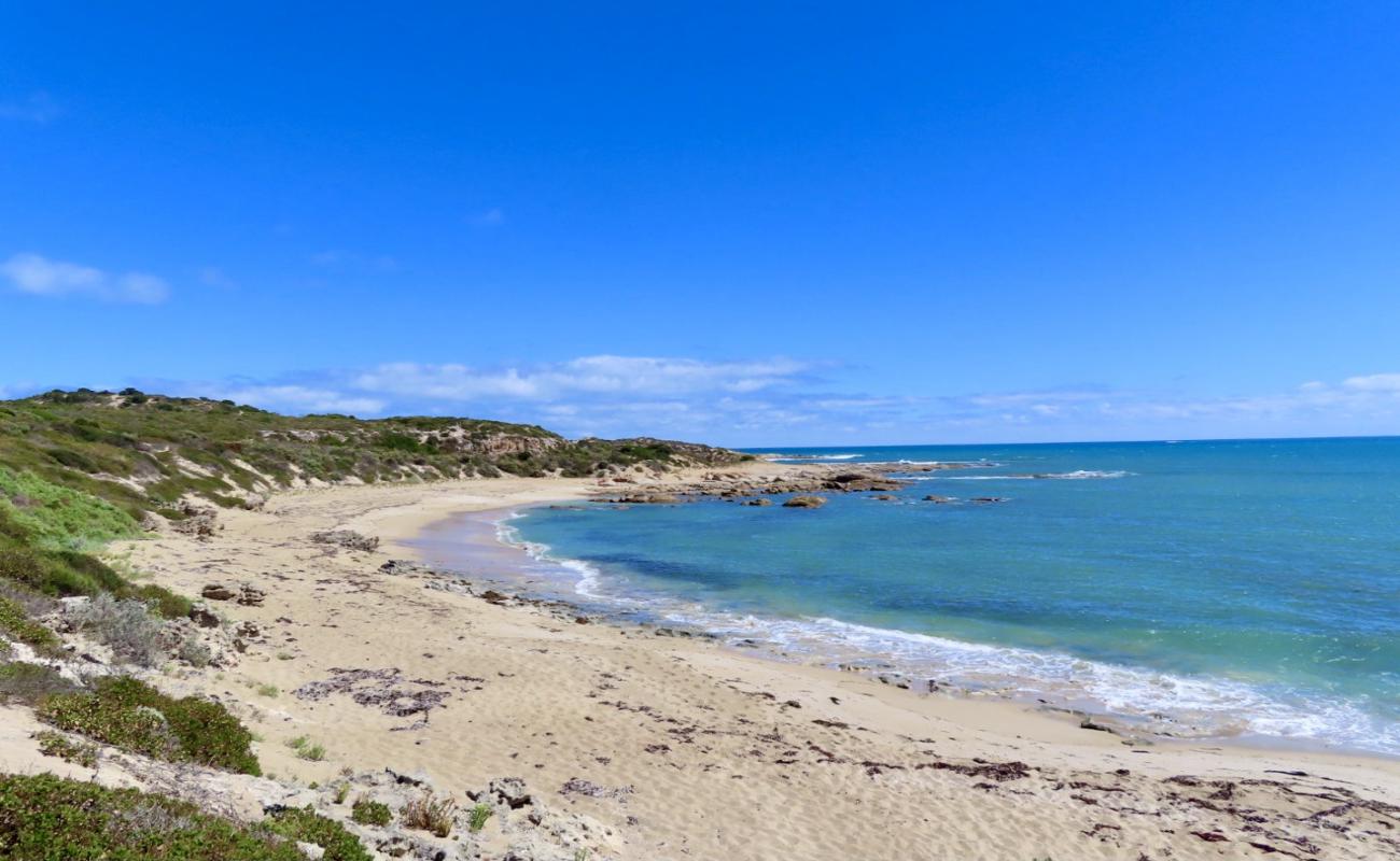 Gym Beach'in fotoğrafı açık bej kum yüzey ile