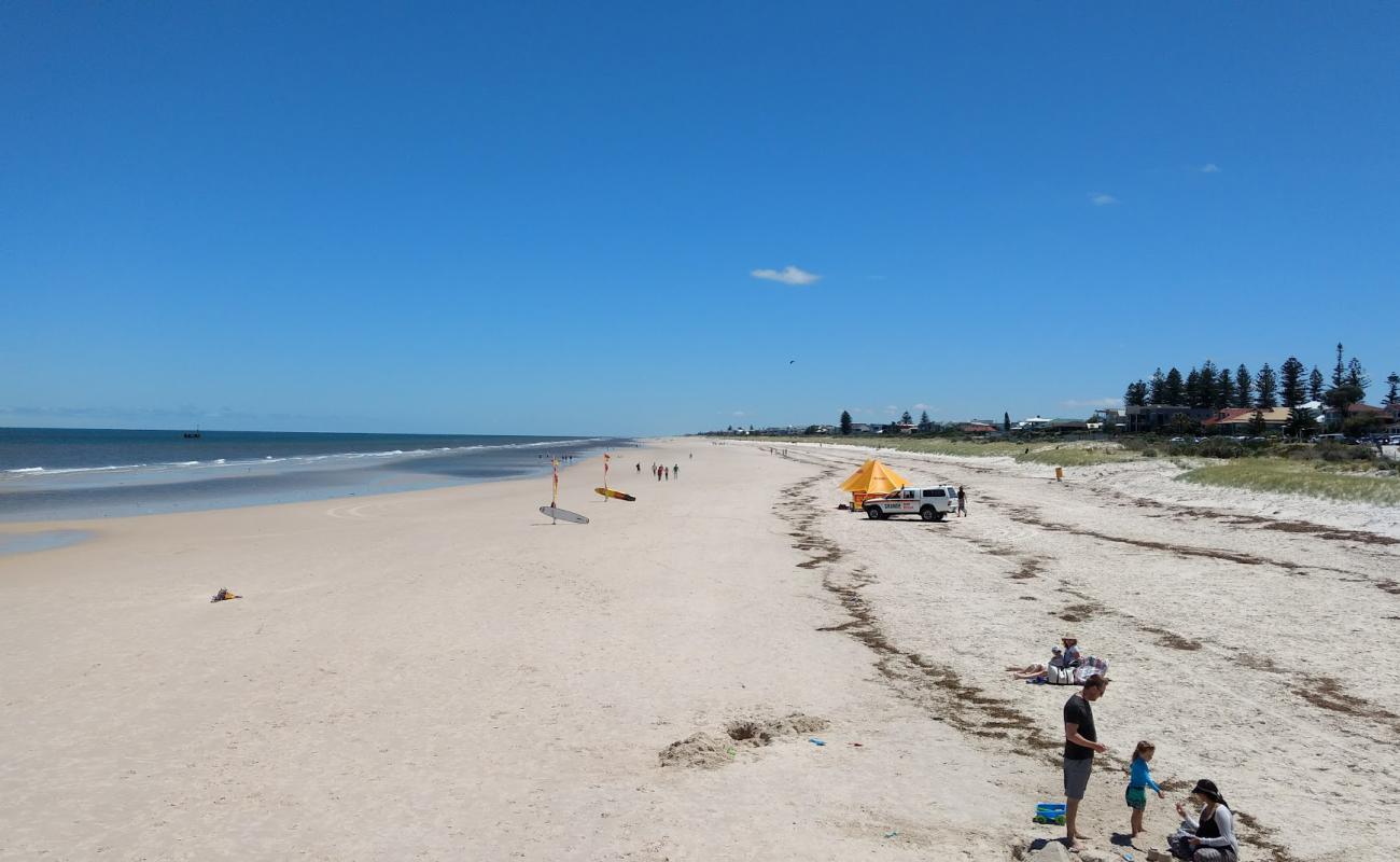 Grange Beach'in fotoğrafı parlak kum yüzey ile