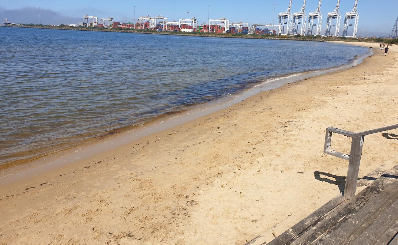 Sandridge Beach'in fotoğrafı parlak kum yüzey ile