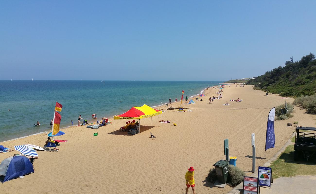 Sandringham Beach'in fotoğrafı açık bej kum yüzey ile