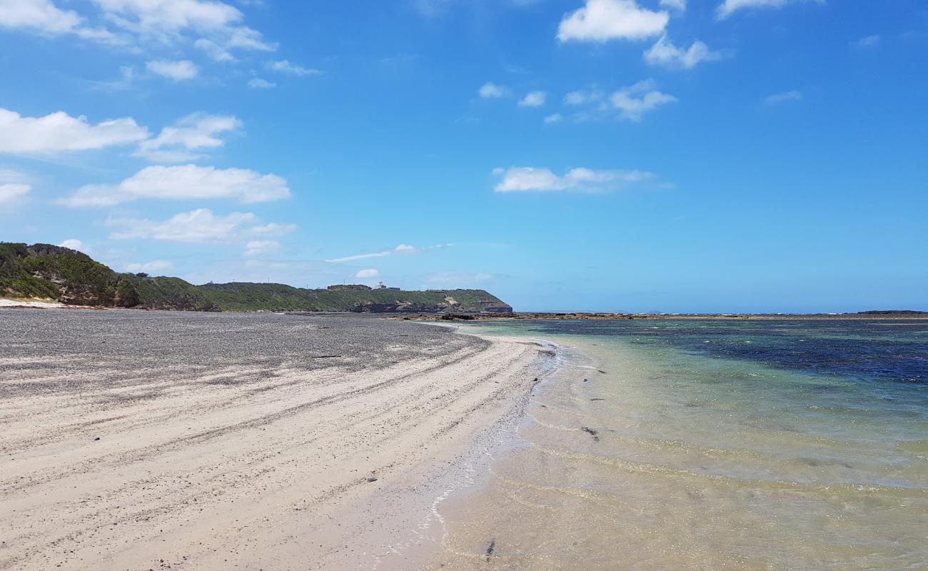 Ocean Beach'in fotoğrafı parlak kum yüzey ile