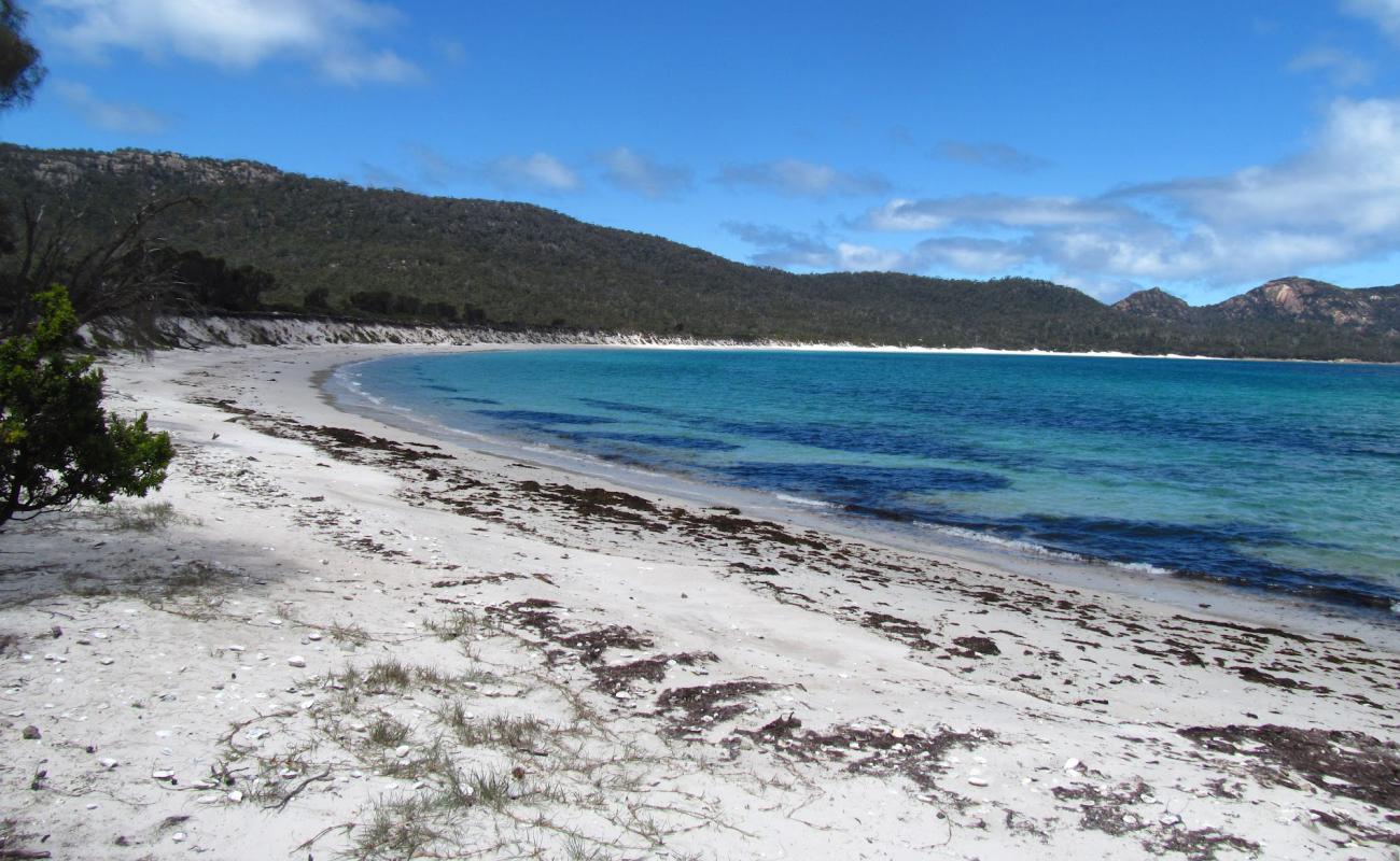 Bryans Beach'in fotoğrafı parlak kum yüzey ile