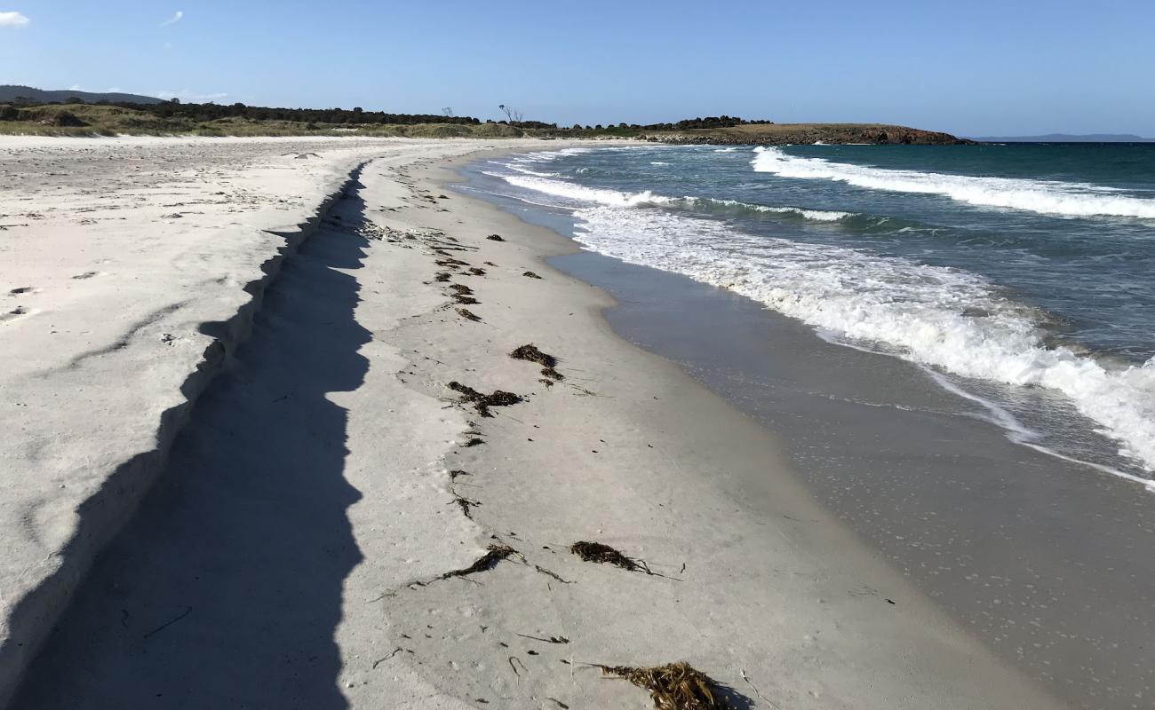 Lisdillon Beach'in fotoğrafı parlak kum yüzey ile