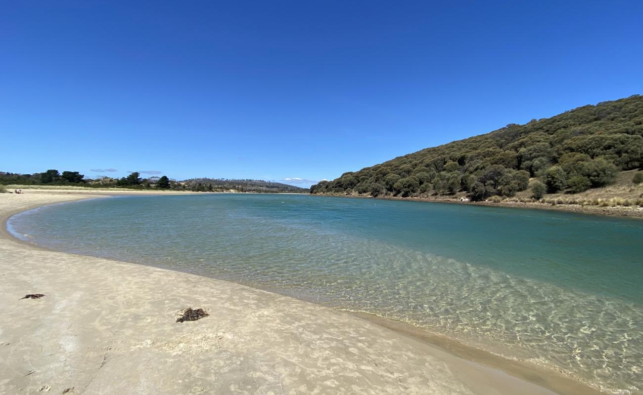 Carlton Beach'in fotoğrafı parlak kum yüzey ile