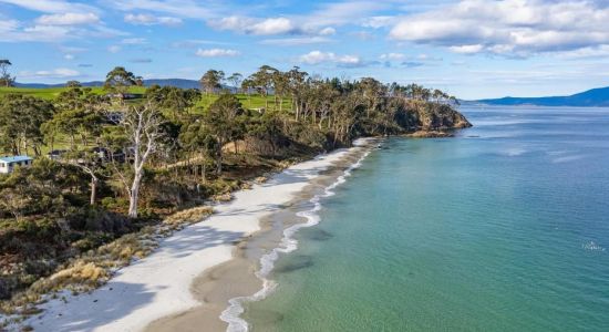 Little Roaring Bay Beach