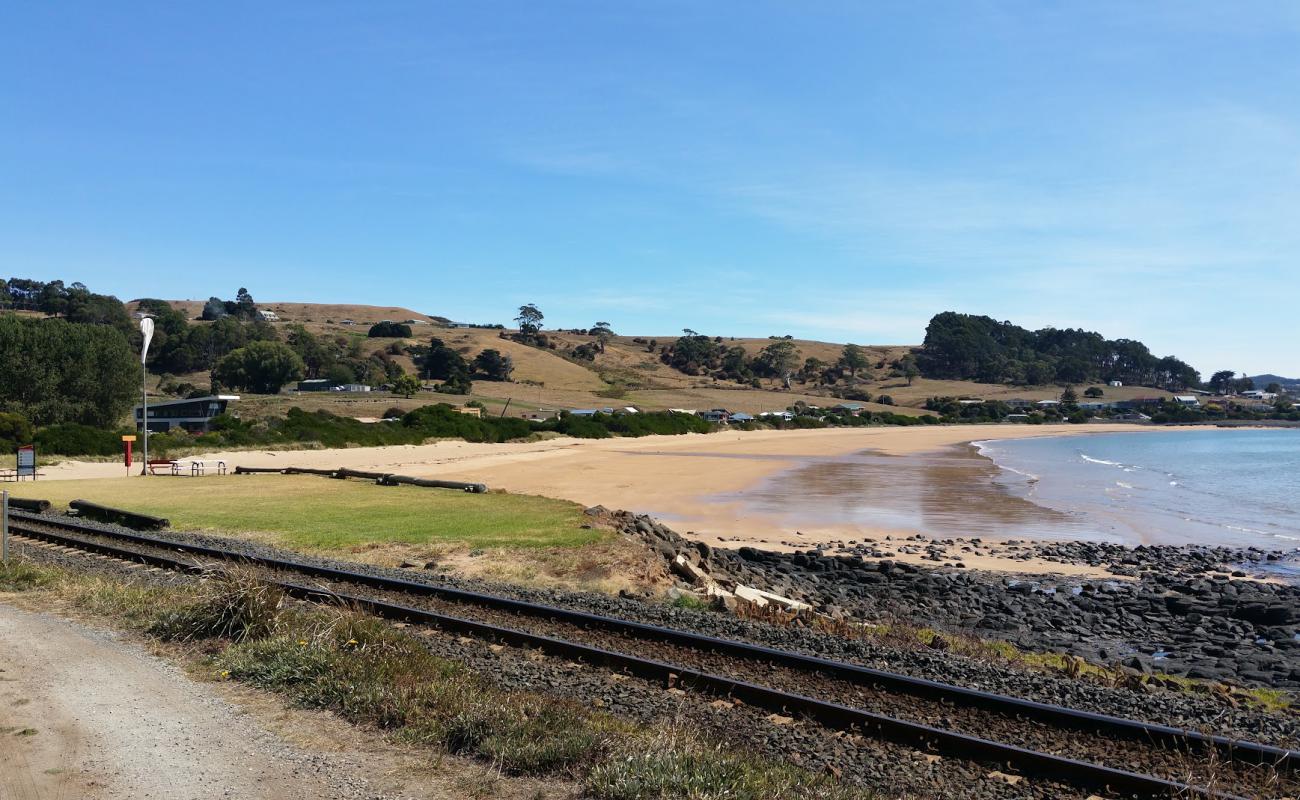 Johnsons Beach'in fotoğrafı parlak kum yüzey ile