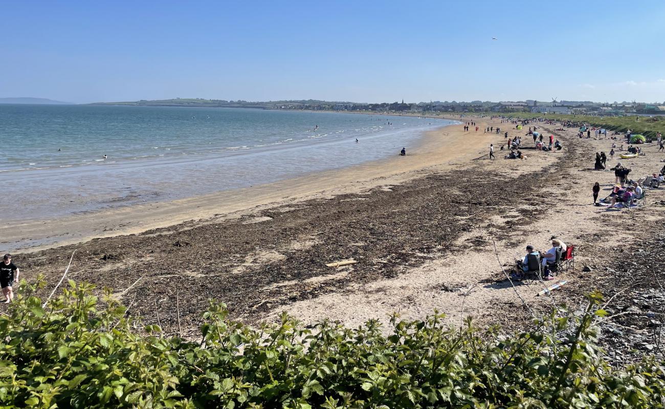 Skerries Beach'in fotoğrafı parlak kum yüzey ile