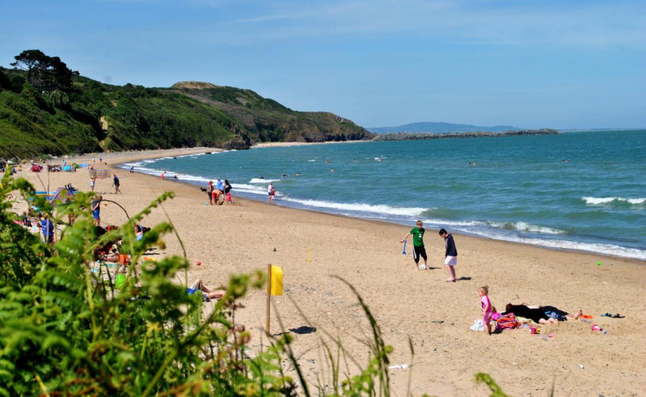 Clogga Beach'in fotoğrafı parlak kum yüzey ile