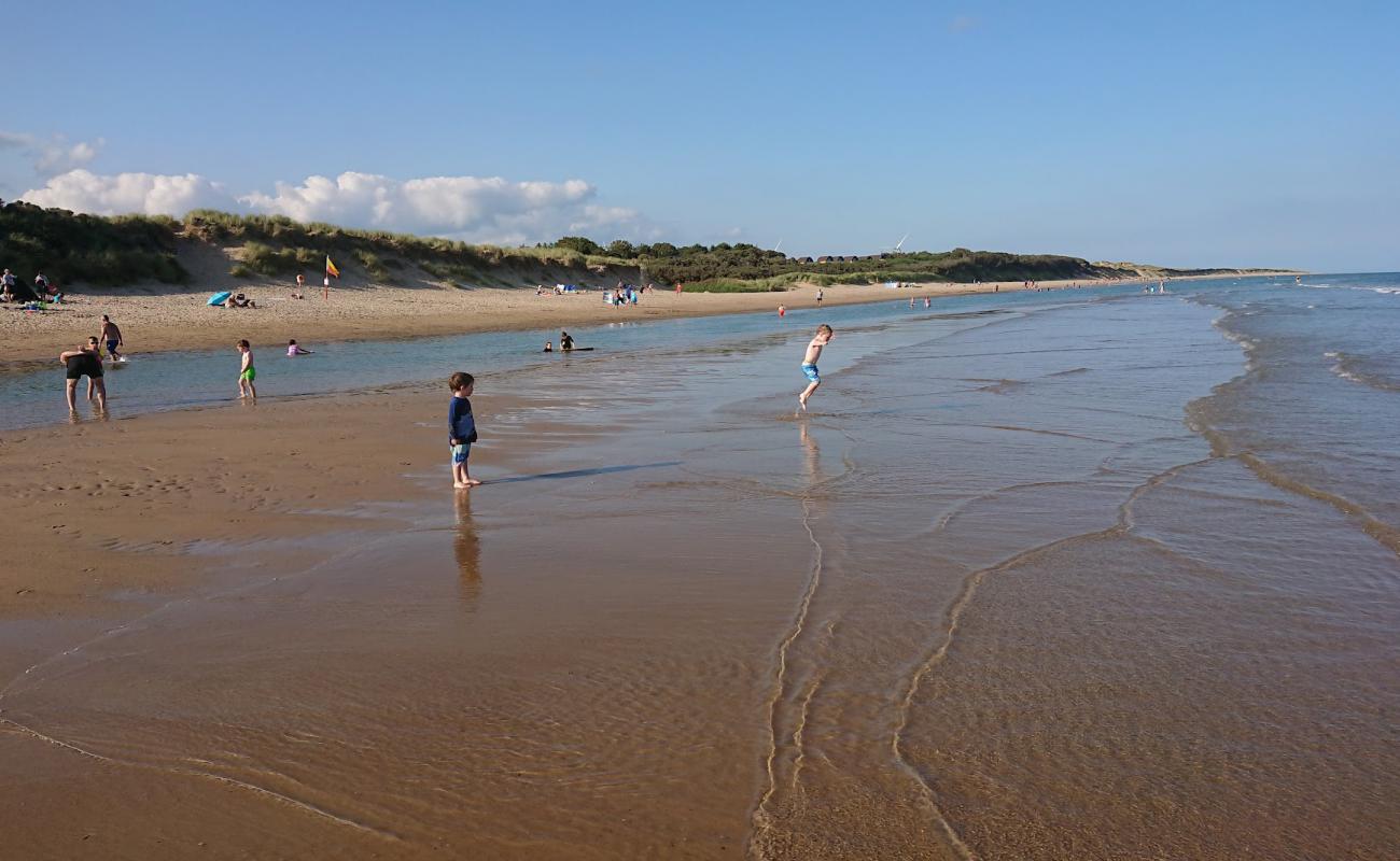 Morriscastle Beach'in fotoğrafı parlak kum yüzey ile