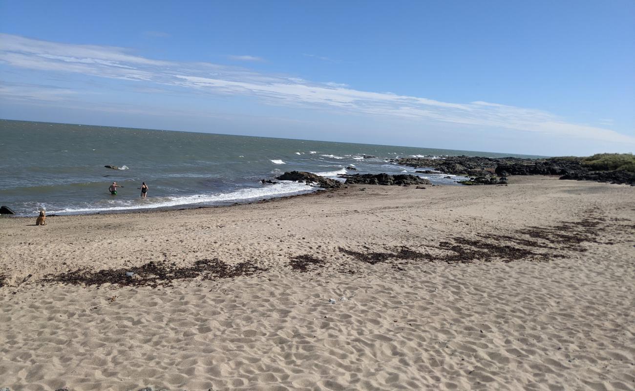 St.Helens Bay Beach'in fotoğrafı çakıl ile kum yüzey ile