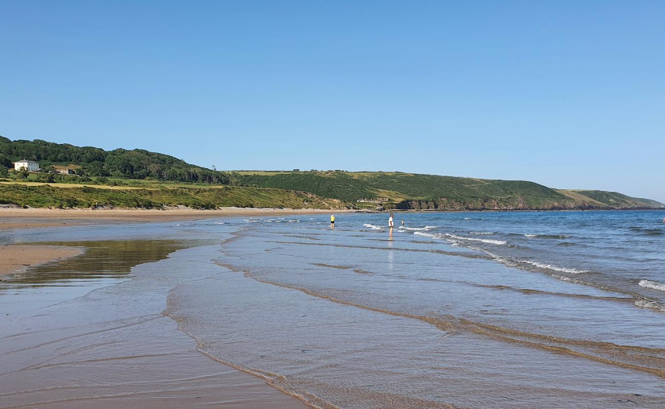 Ballyquin Beach'in fotoğrafı açık bej kum yüzey ile