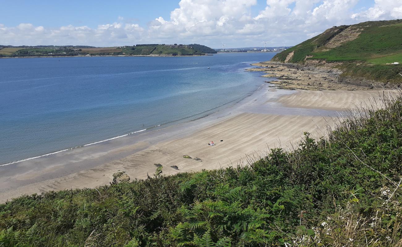 White Bay Beach'in fotoğrafı parlak kum yüzey ile