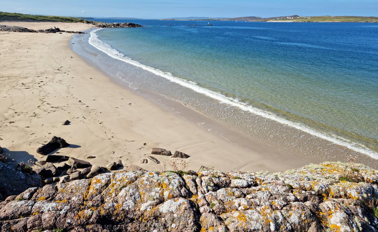 Glassagh Lower Bay Beach'in fotoğrafı açık bej kum yüzey ile