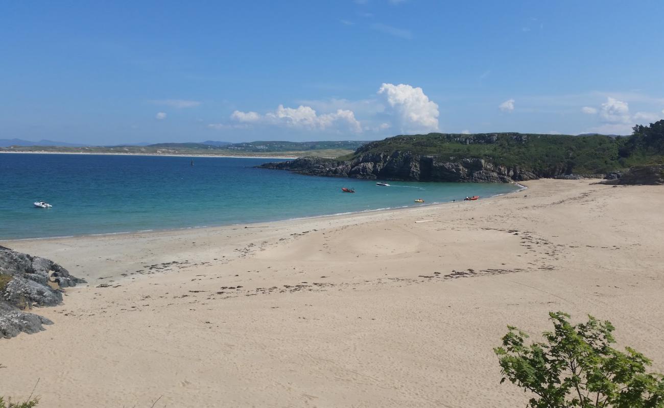 Binngorm Beach'in fotoğrafı açık bej kum yüzey ile