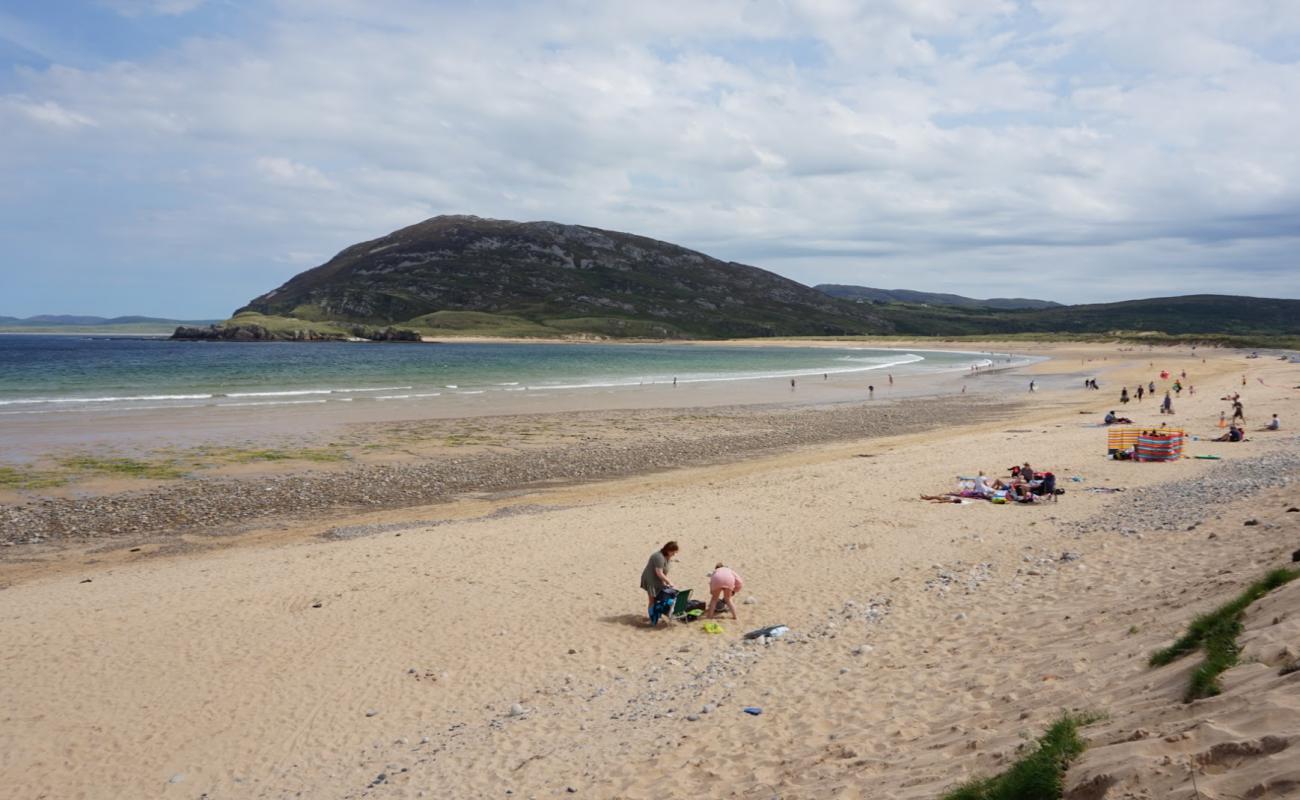 Tullagh Beach'in fotoğrafı açık bej kum yüzey ile