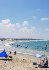 Neve Yam
