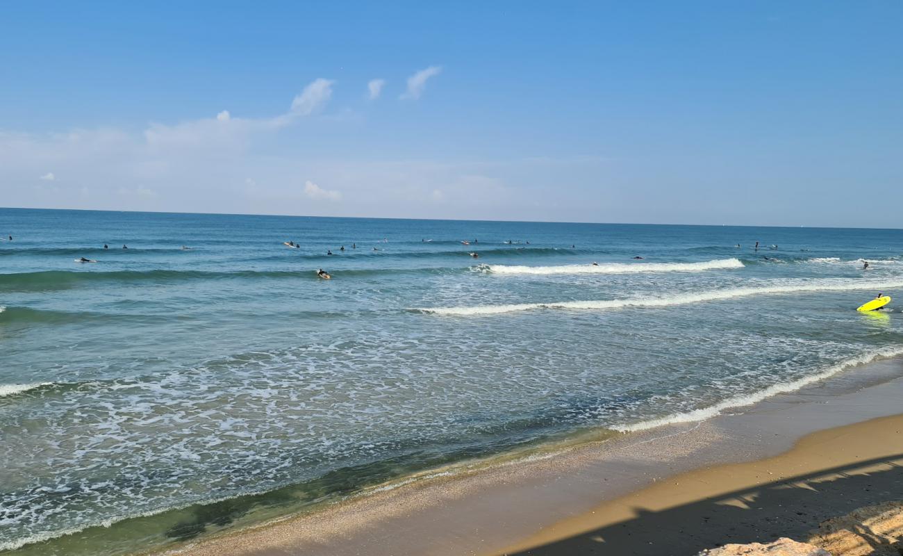 Palmachim beach'in fotoğrafı parlak kum yüzey ile