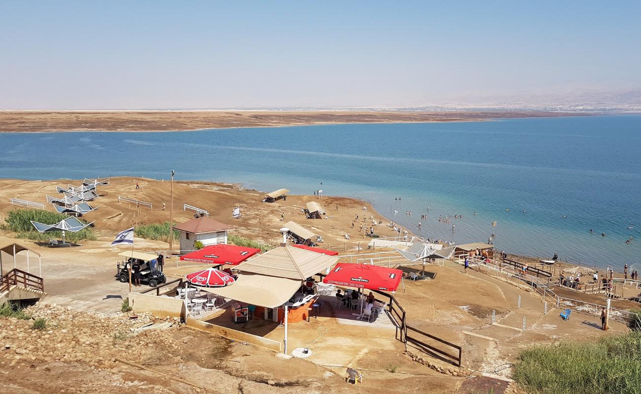 Kalia Beach'in fotoğrafı beton kaplı yüzey yüzey ile