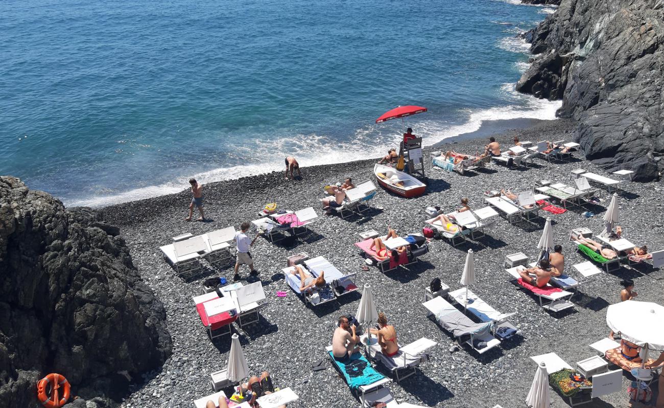 Cala Loca'in fotoğrafı gri çakıl taşı yüzey ile