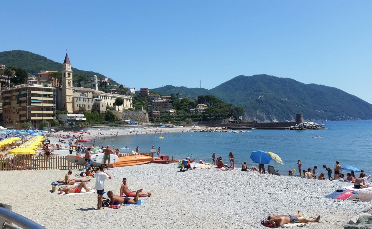 Spiaggia di Recco'in fotoğrafı gri ince çakıl taş yüzey ile