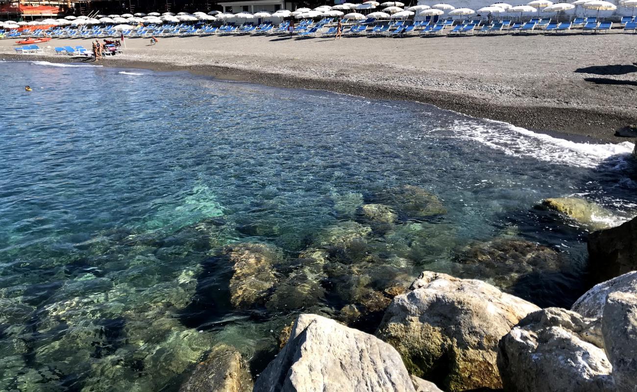 Spiaggia Lavagna'in fotoğrafı koyu i̇nce çakıl yüzey ile