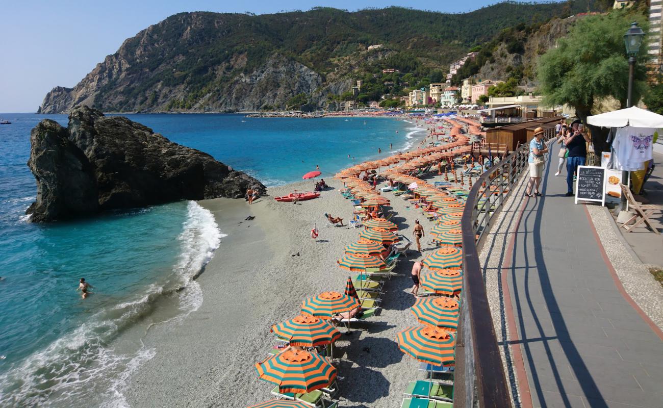 Spiaggia Moneglia'in fotoğrafı kahverengi kum yüzey ile