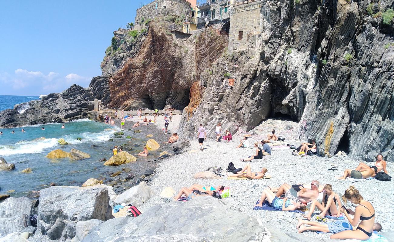 Vernazza Plajı'in fotoğrafı taşlar yüzey ile