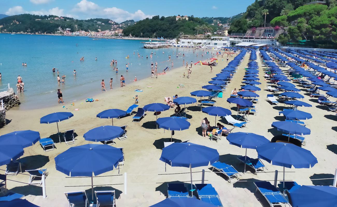 Spiaggia Lerici'in fotoğrafı i̇nce kahverengi kum yüzey ile