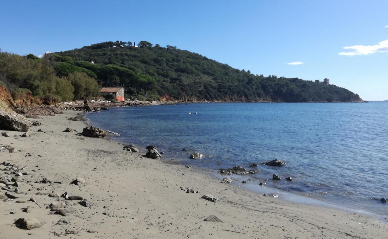 Bengodi beach'in fotoğrafı kayalık arazi yüzey ile