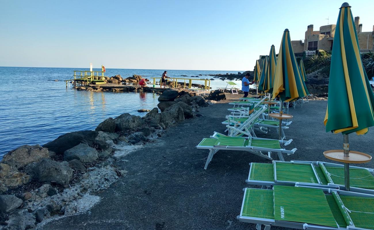 Santa Marinella beach III'in fotoğrafı beton kapak yüzey ile