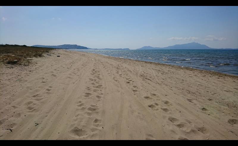 Spiaggia Romana'in fotoğrafı açık bej kum yüzey ile