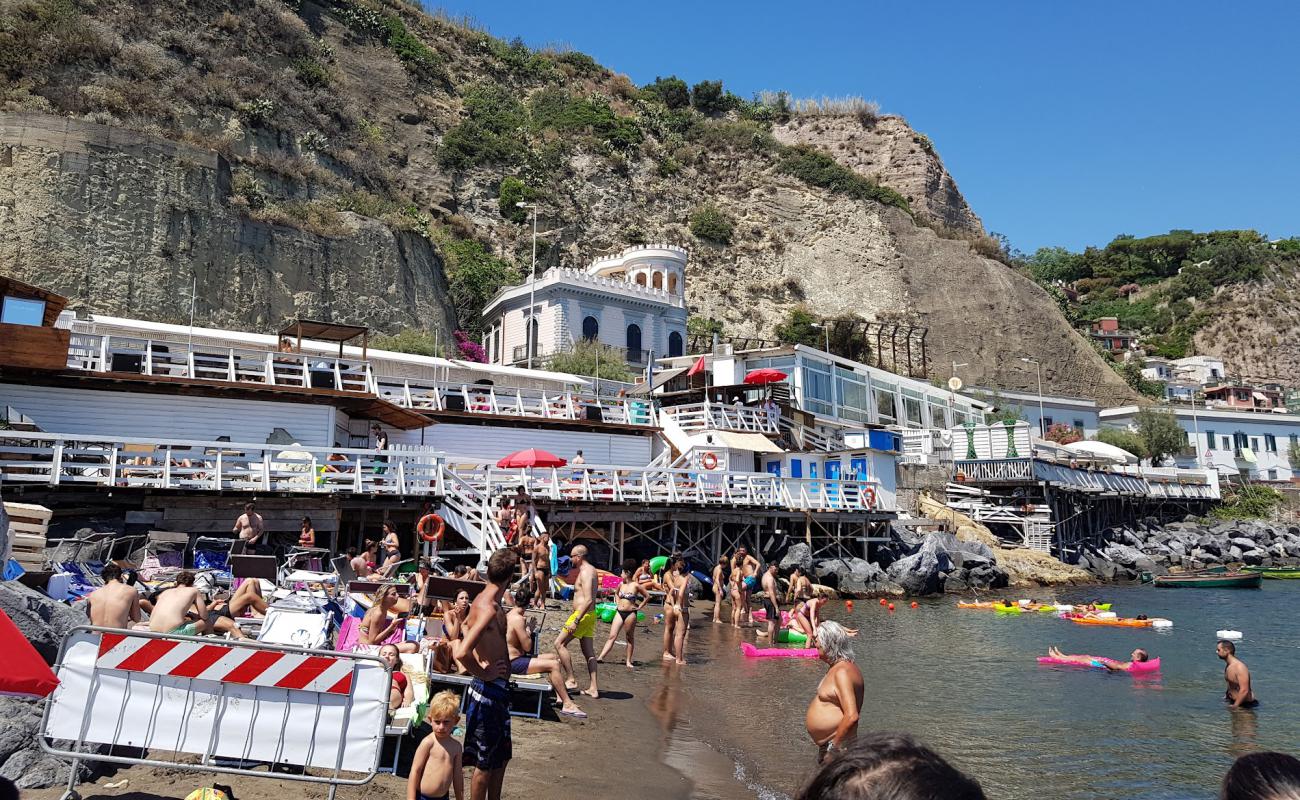 Veronica Beach'in fotoğrafı taşlı kum yüzey ile