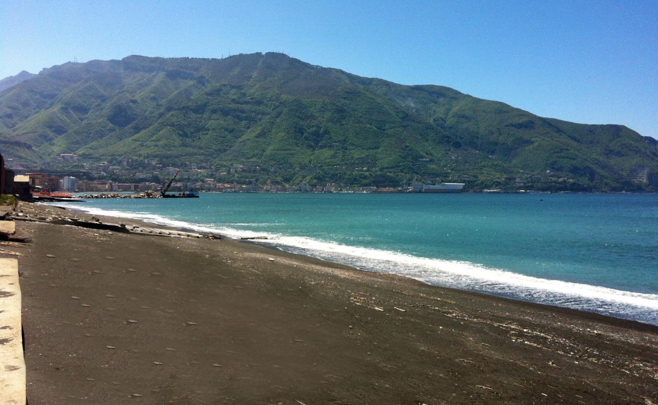 Marina di Stabia'in fotoğrafı gri kum ve çakıl yüzey ile