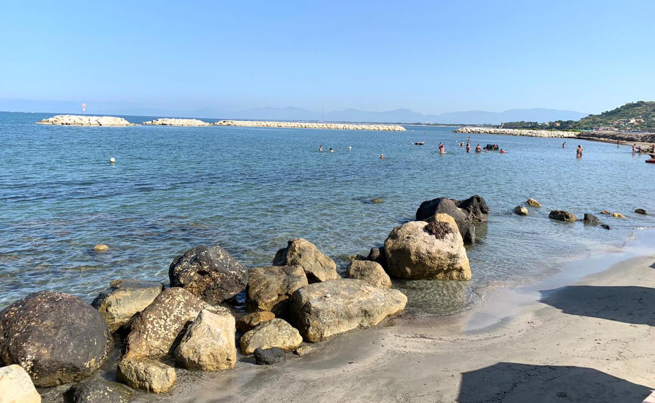 Spiaggia Agropoli'in fotoğrafı kahverengi kum yüzey ile