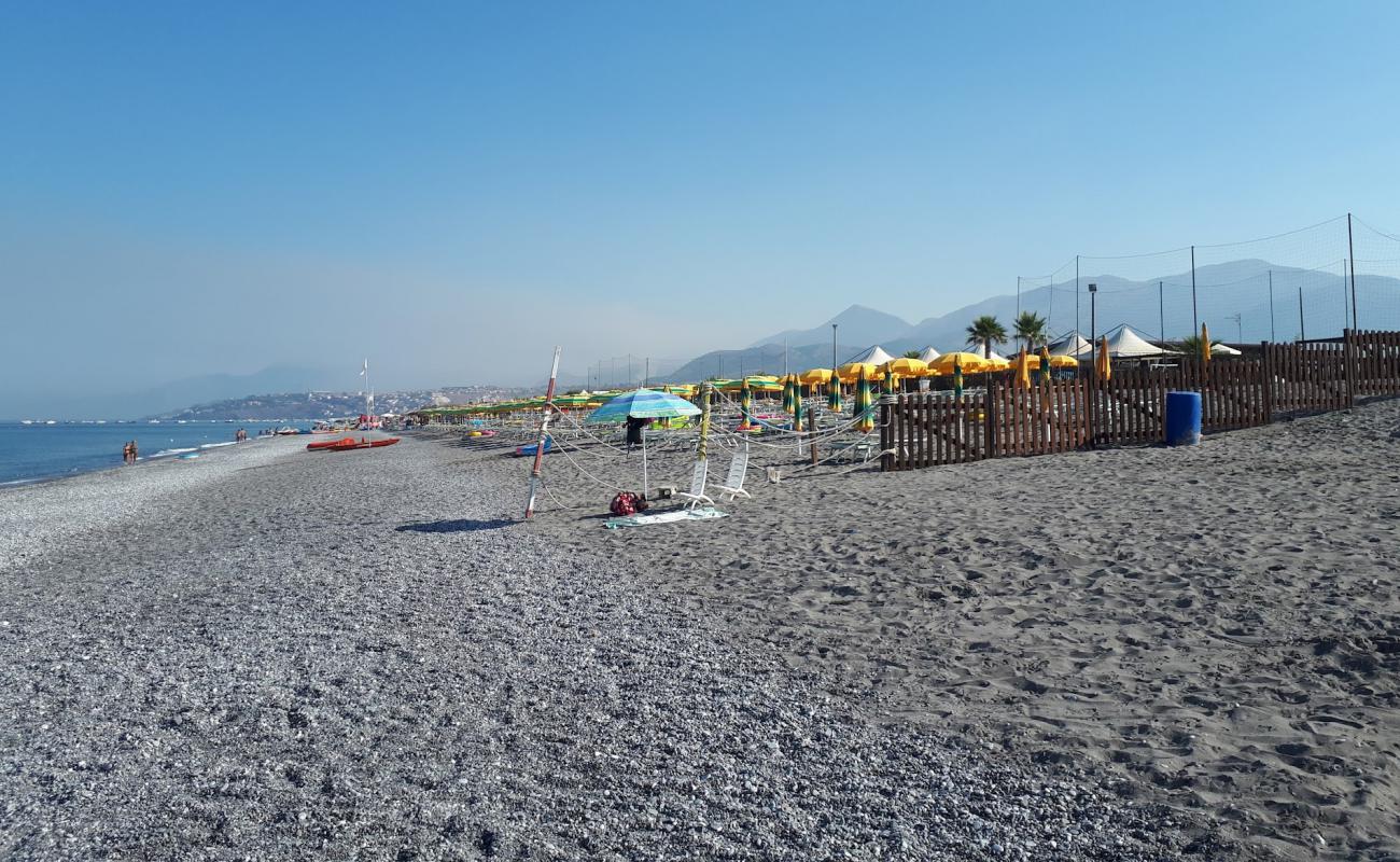 Spiaggia di Scalea II'in fotoğrafı gri kum yüzey ile