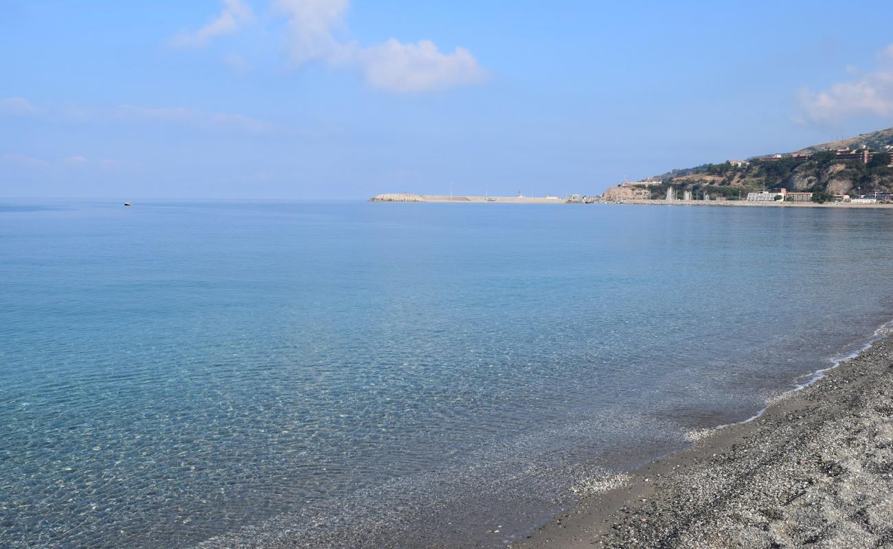 Cetraro beach'in fotoğrafı gri ince çakıl taş yüzey ile