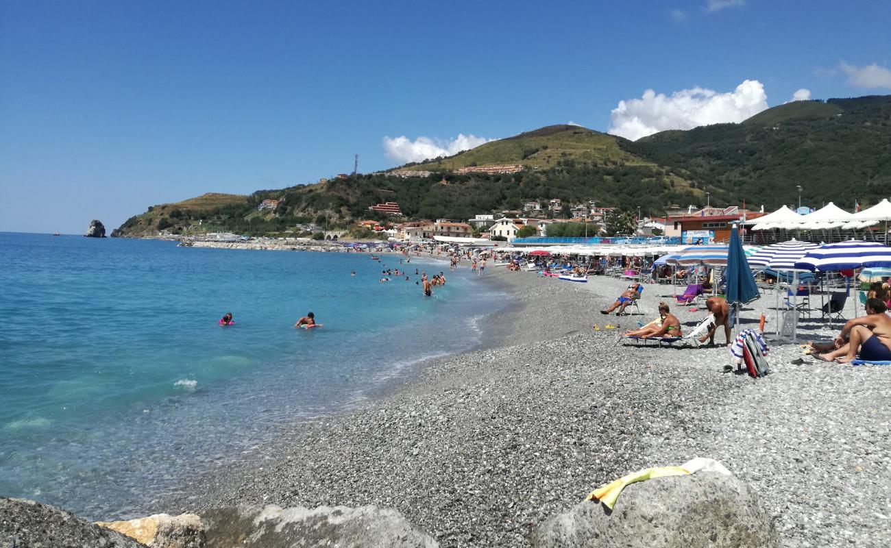 Spiaggia Marina di Guardia'in fotoğrafı gri kum ve çakıllar yüzey ile