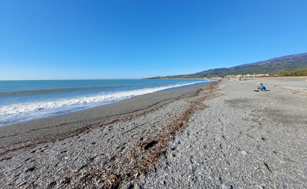 Spiaggia Cafarone'in fotoğrafı gri ince çakıl taş yüzey ile