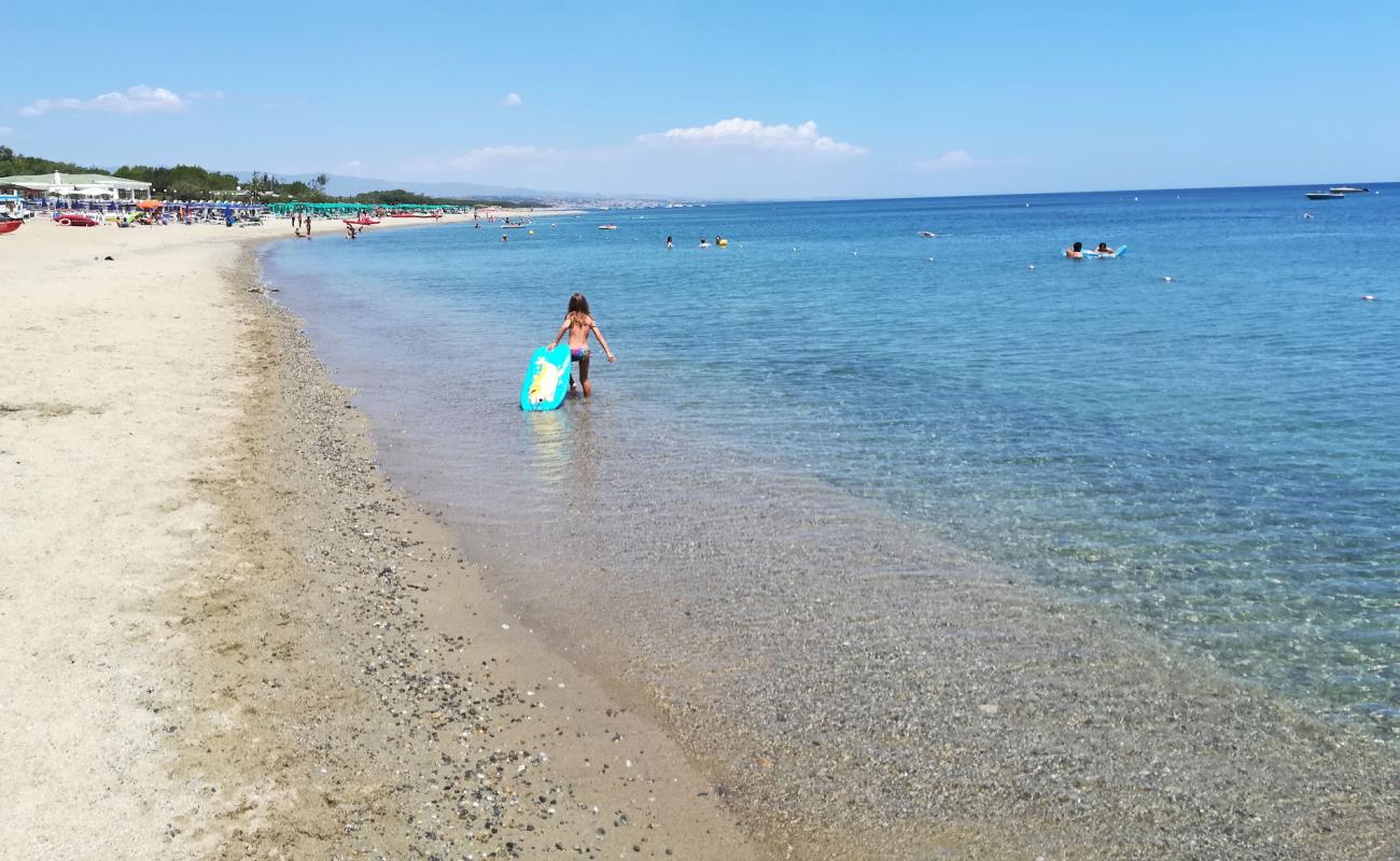 Spiaggia di Copanello'in fotoğrafı parlak kum yüzey ile