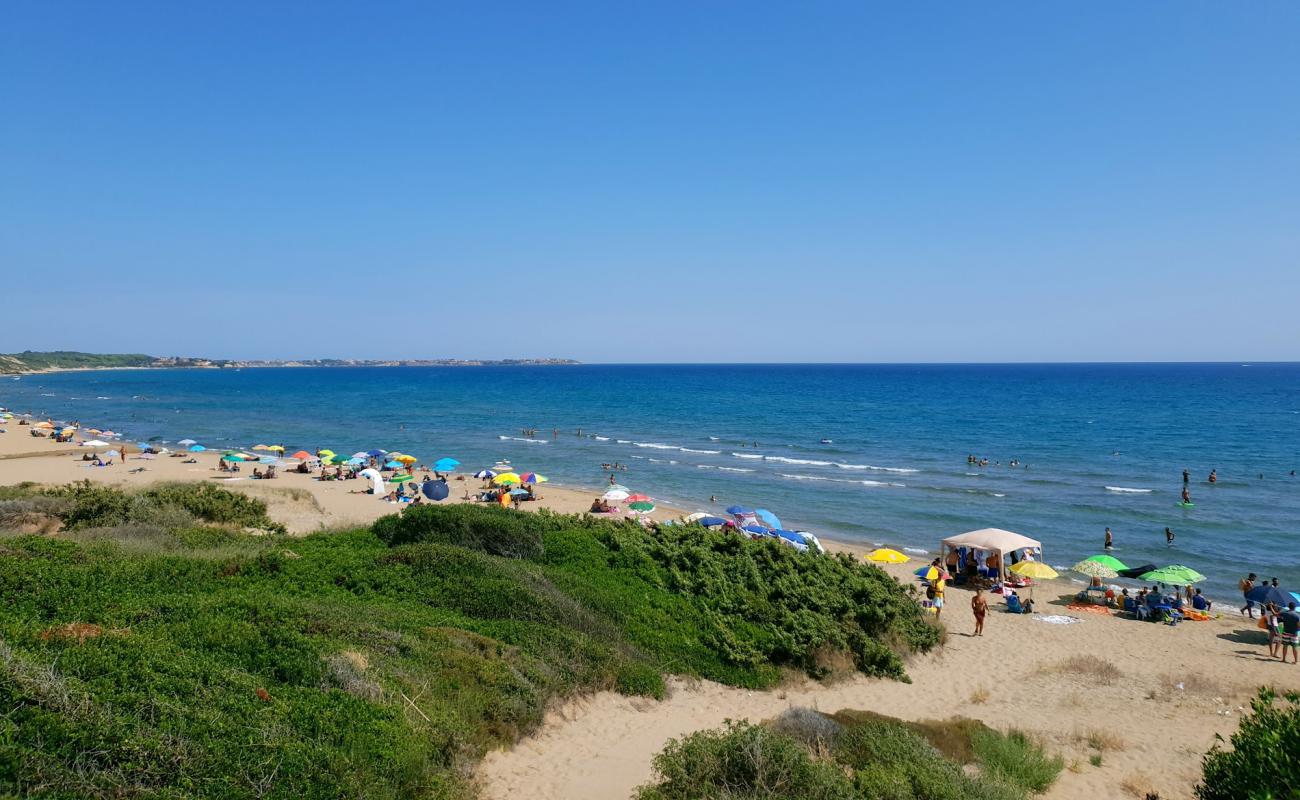 Santa Domenica II'in fotoğrafı kahverengi kum yüzey ile