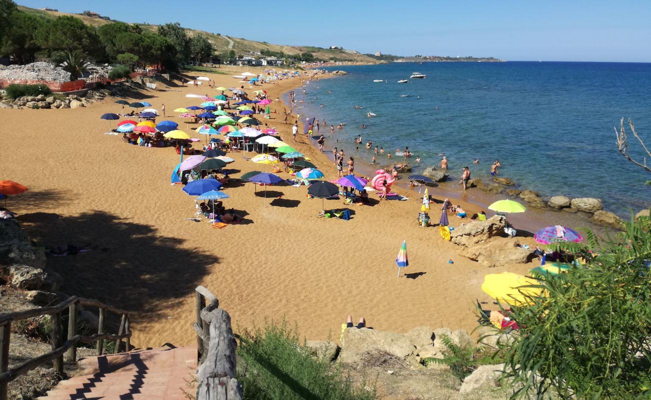 Spiaggia di Marinella'in fotoğrafı i̇nce kahverengi kum yüzey ile