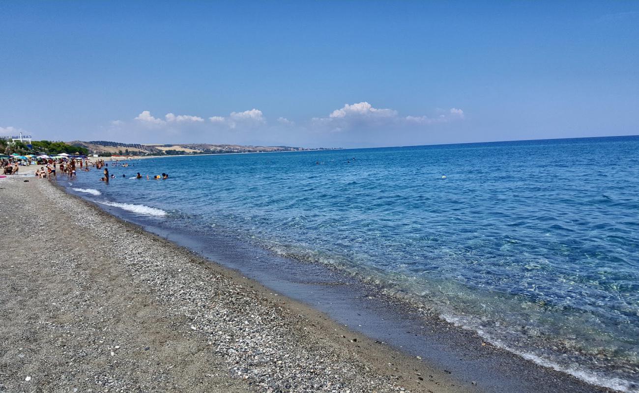Spiaggia Camigliano'in fotoğrafı gri kum yüzey ile