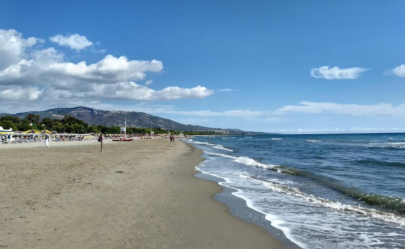 Villapiana Lido Plajı'in fotoğrafı parlak kum yüzey ile