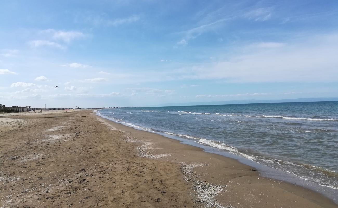 Spiaggia della Litoranea di Ponente'in fotoğrafı açık bej kum yüzey ile